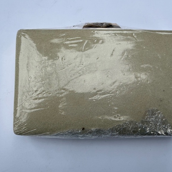 Hand Embroidered Clutch Bag with shoulder chains - Various colors $20 each - Picture 11 of 13